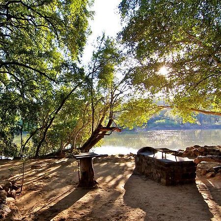 Kunene River Lodge Ehomba Eksteriør billede